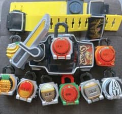 仮面ライダー鎧武　DX戦極ドライバー　 ロックシード　セットのサムネイル