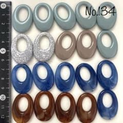 No.134 アクリルチャーム　まとめ売りのサムネイル