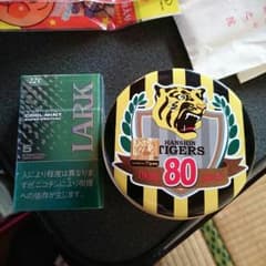 阪神タイガース缶のサムネイル