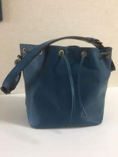 ☆ヒロ様 専用☆ルイヴィトン エピ ノエ(ブルー)のサムネイル