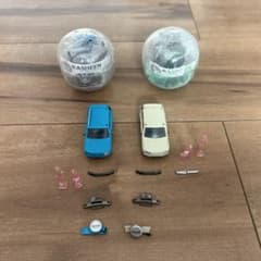 Rasheen ミニカー 新品、未使用2台＋組立失敗部品欠損2台　計４台セットのサムネイル