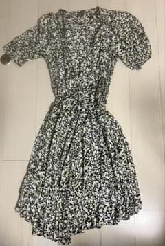 Vero Moda 花柄ワンピース Mサイズ