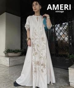 Ameri　MADELYN EMBROIDERY DRESS 極美品】 AMERI MADELYN EMBROIDERY DRESS - メルカリ