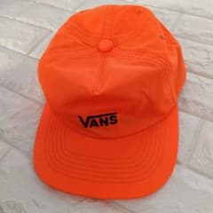VANS キャップ オレンジ ロゴ入りのサムネイル