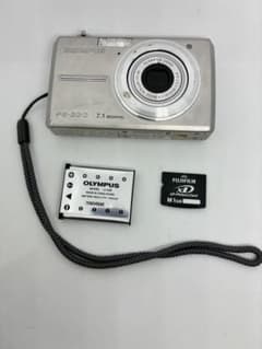 OLYMPUS FE-220 コンパクトデジタルカメラ - メルカリ