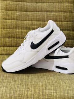 Nike Air Max スニーカーのサムネイル