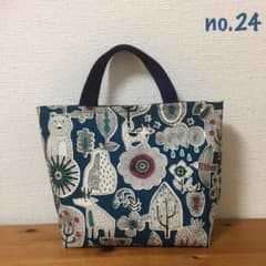no.２４  小ぶりのトートバッグ  ハンドメイドのサムネイル