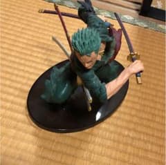 ワンピースフィギュアのサムネイル