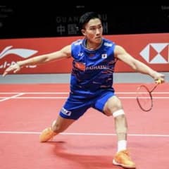 【本日限定値下げ】YONEX ハーフパンツ　桃田賢斗