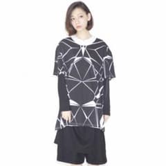 PARADOX ビッグTシャツ フリーサイズのサムネイル