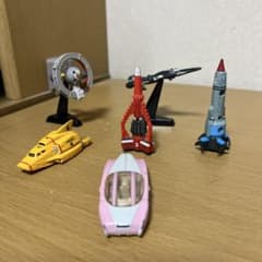サンダーバード　フィギュアセット 5個 トミカのサムネイル