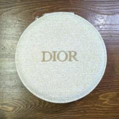 Dior ベージュ ポーチのサムネイル