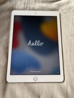 Apple iPadPro 9.7inch 128GB SIMフリーのサムネイル