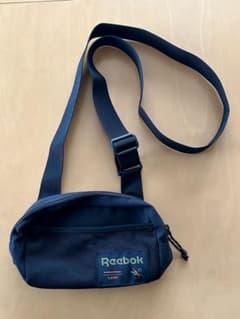 Reebok ショルダーポーチ