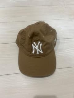 ニューエラ　47 ベージュ　キャップのサムネイル