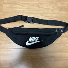 NIKE メンズ　ショルダーバッグのサムネイル