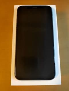 iPhone XR White 64 GB SIMフリーのサムネイル