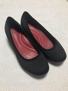 クロックス パンプス 23.5㎝ 中古のサムネイル