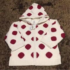 新品タグ付き！babyGapニットパーカー❤️80cmのサムネイル