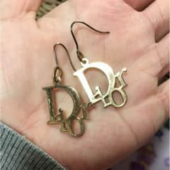 ♡ Dior ピアス ♡のサムネイル