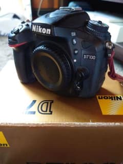 ユナ様専用 Nikon D7100 ボディ 値引きしました！のサムネイル