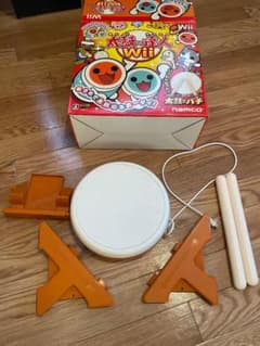 Thumbnail of 太鼓の達人Wii 専用太鼓コントローラ (太鼓とバチ)