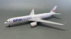 【完売品再出品】Phoenix JAL B350-900 Oneworld 塗装 完売品再出品】Phoenix JAL B350-900 Oneworld 塗装 - メルカリ