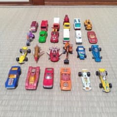 ミニカー 大量 　約200台　まとめ売り ジャンク品 キ*イ様 ミニカー 24台セット まとめ売り ジャンク品 - メルカリ