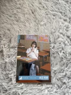 日向坂46渡辺莉奈「夕陽Dance」MV衣装 スワリのサムネイル