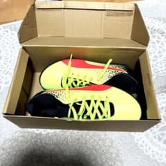 PUMA スニーカー 24cm 未使用 ランニングシューズ 蛍光イエロー 軽量のサムネイル