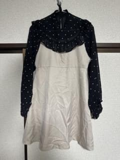 Apresjour ドット柄シアー切替 ひざ丈ワンピースのサムネイル
