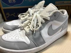 Nike AIR JORDAN1ホワイト/グレー スニーカーのサムネイル