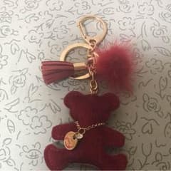 クマのキーホルダーのサムネイル