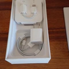 純正品 iPhone イヤホン 充電器のサムネイル