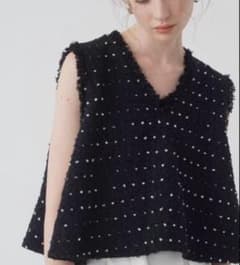 メゾンドドルチェ キャンディーツイードベスト ブラック 美品☆ - メルカリ