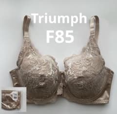 専用　新品　トリンプ　E75 ベージュ　3枚　フルカップブラ　花柄レースブラ 新品 トリンプ F85 ベージュ フルカップブラ 花柄レースブラ - メルカリ