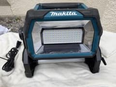 Makita ML809 屋外用LED照明のサムネイル