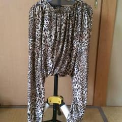 美品！豹柄サルエルパンツのサムネイル