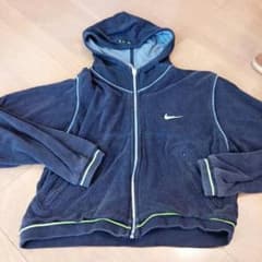 NIKE出品のサムネイル