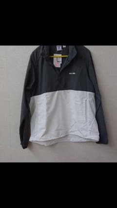 undefeated ナイロンジャケット　アノラックのサムネイル