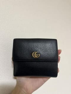 GUCCI ブラックレザー 二つ折り財布のサムネイル