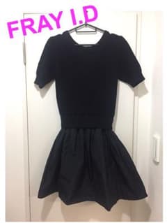 まもなく掲載終了★FRAY I.D 黒ワンピース★おしゃれなデザインのサムネイル