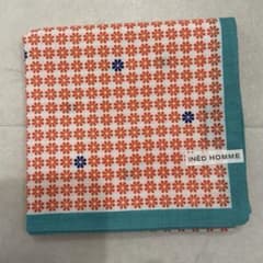 INÉD HOMME ハンカチ 花柄 オレンジ ブルーのサムネイル