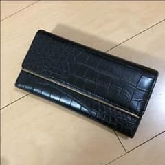 ベルシュカ 財布のサムネイル