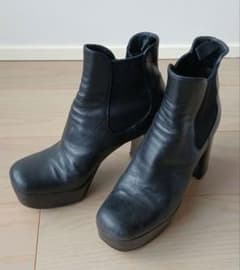 PRADA サイドゴアブーツ ブラック 37.5 - メルカリ
