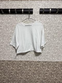 GU ホワイト クロップド丈 Tシャツのサムネイル
