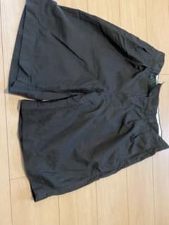 【23SS】UNIQLO U ワイドフィット タックチノショーツ ブラック Lのサムネイル