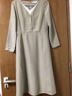 Natural Beauty Basic 新品　ワンピース　入学式のサムネイル