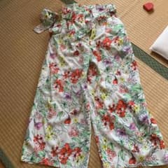 ボタニカル柄 ワイドパンツのサムネイル