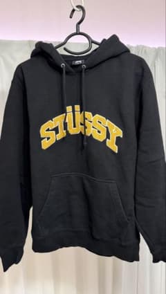 【オーバーサイズ】ステューシー⭐️センターロゴ　アーチ　パーカー裏起毛2XL相当 STÜSSY ブラック センターパイルロゴアーチパーカー - メルカリ